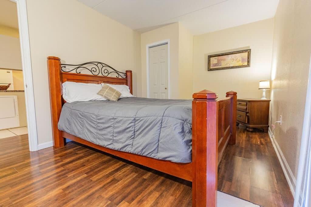 2-Bed, 1-Bath Apartment Near I-24, Great Location Chattanooga Kültér fotó