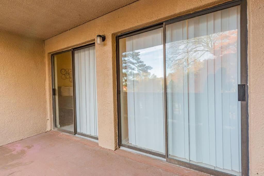 2-Bed, 1-Bath Apartment Near I-24, Great Location Chattanooga Kültér fotó