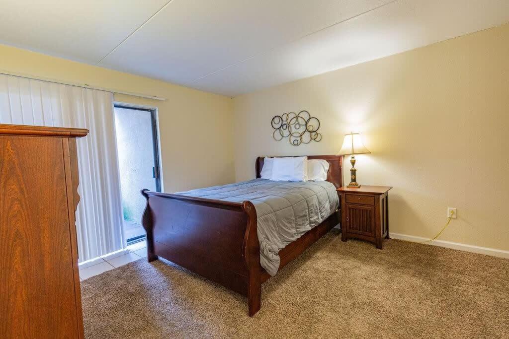 2-Bed, 1-Bath Apartment Near I-24, Great Location Chattanooga Kültér fotó